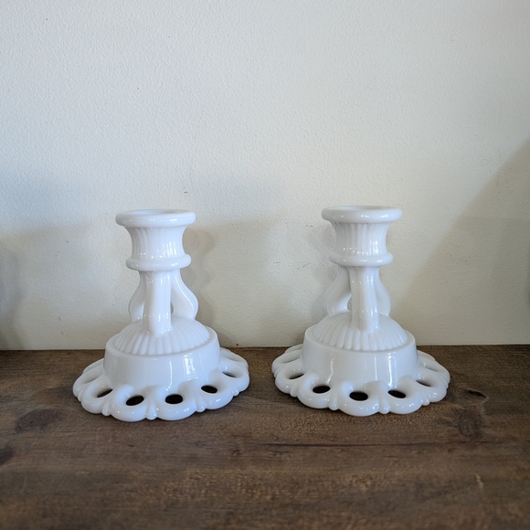 VTG Westmoreland Doric Pattern Milk Glass Candleholders Reversible Mini Compotes - Picture 2 of 6